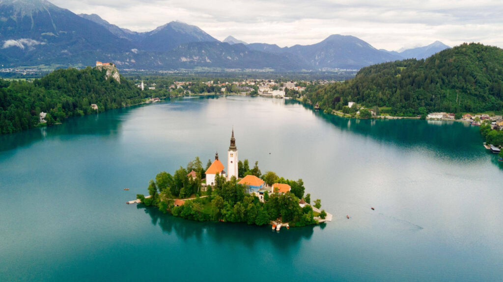 Discover the Beauty of Lake Bled